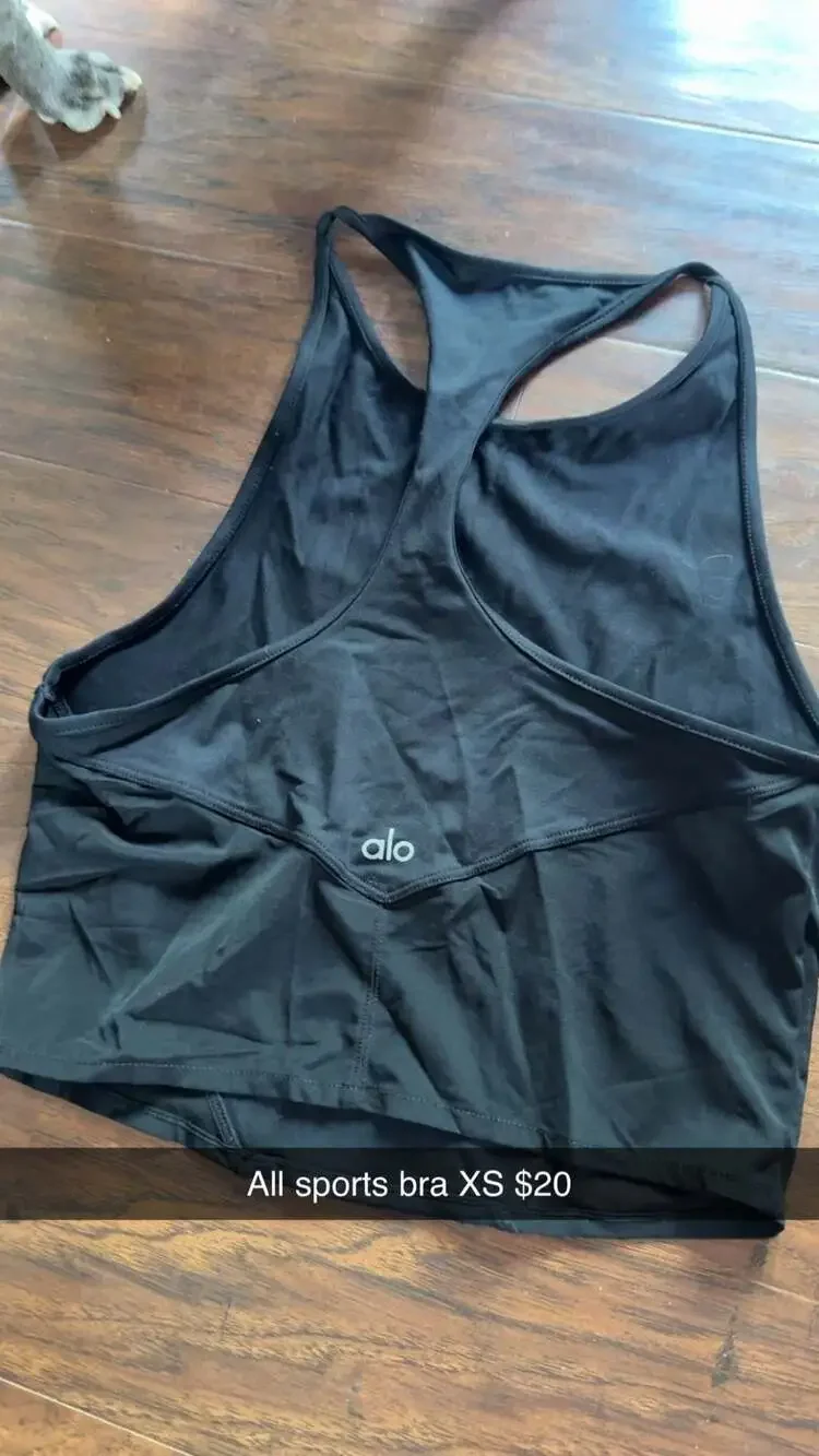 Alo Yoga Airlift Racerback Cropped Sports Bra Tank - Black